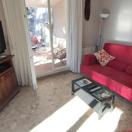 Apartment Bas De T3 - Calme Et Vue Panoramique